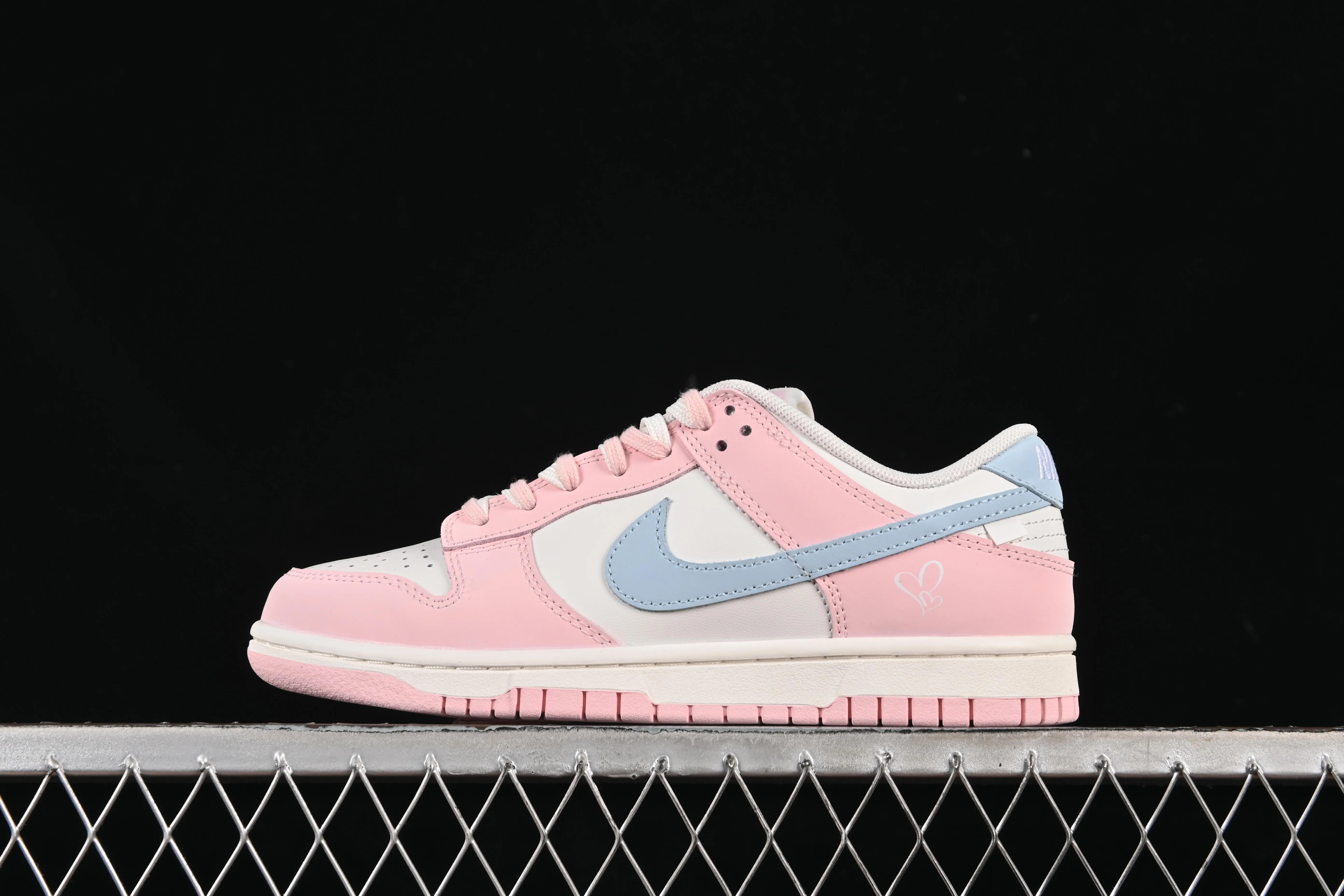All Categories Nk SB Dunk Series Nk SB Dunk Low Low-top sneakers Nike SB Dunk Low "Just Do It" Anniversary high-end custom low-top casual sneakers PB0508-035